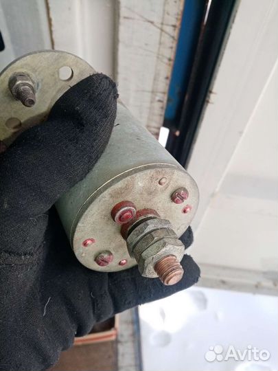 Выключатель для массы