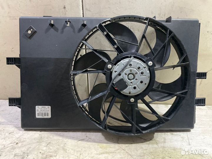 Вентилятор охлаждения радиатора Mercedes-Benz