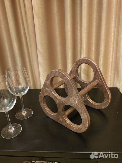 Подставка для бутылки вина