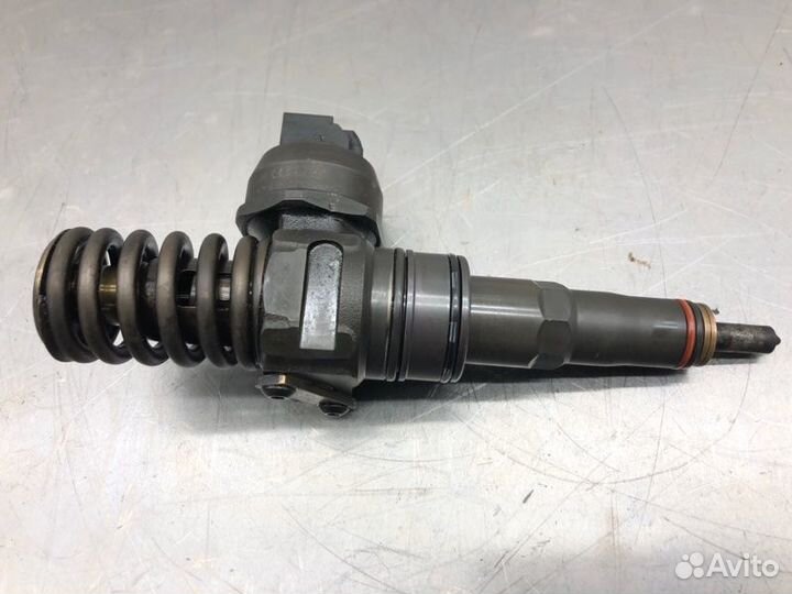 Форсунка топливная Skoda Octavia универсал BLS