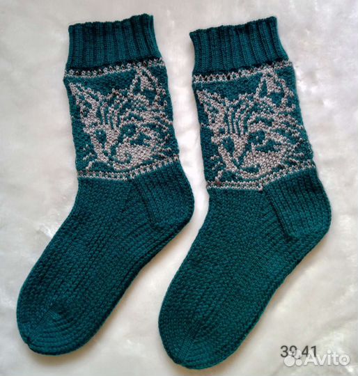 Шерстяные носки, ручная работа