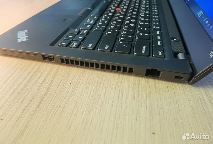 Lenovo Thinkpad T14 с сенсорным экраном