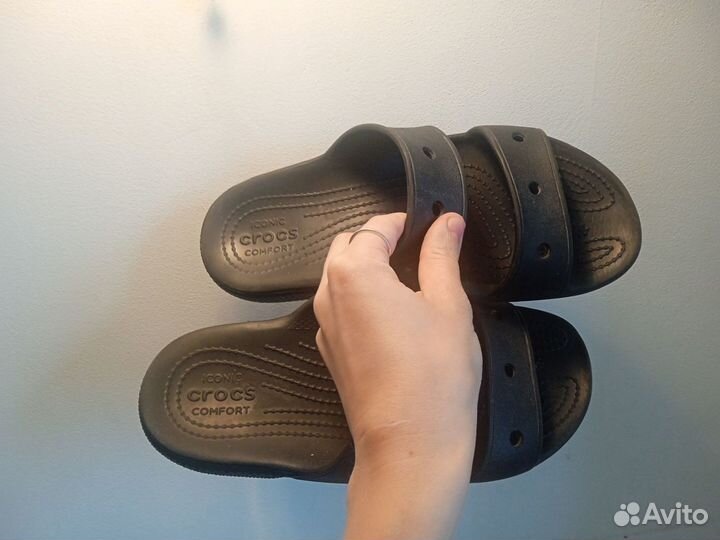 Сандалии шлепки crocs m5 w7