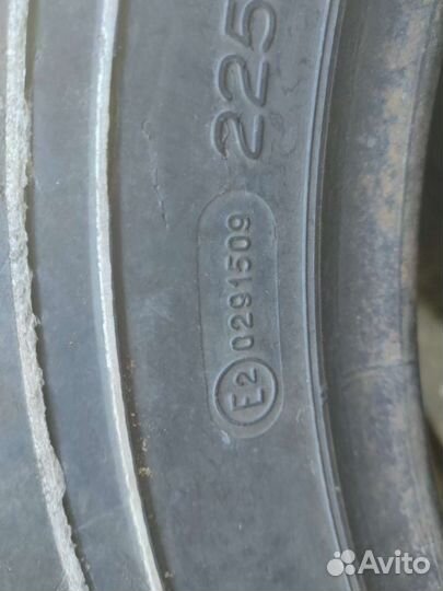 Michelin 4X4 A/T 225/75 R16 104S