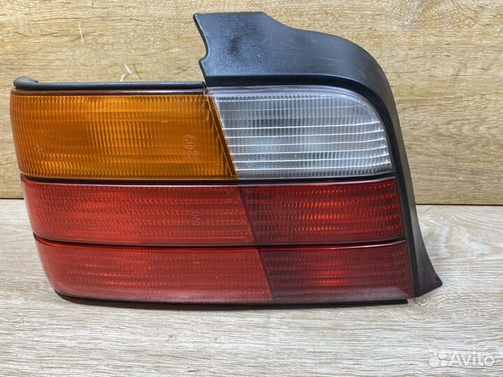 Фонарь задний левый BMW E36 Арт. 111425