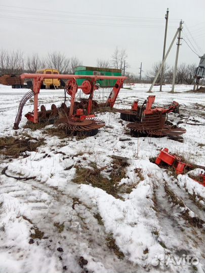 Продам на запчасти на комбайн холмер терра досс