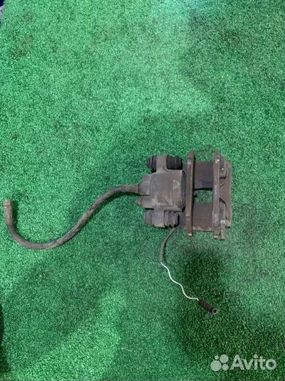 Суппорт задний левый Mercedes-Benz Ml-Class W163