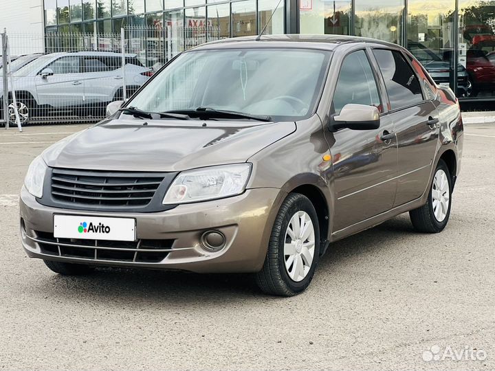 LADA Granta 1.6 AT, 2013, 223 698 км