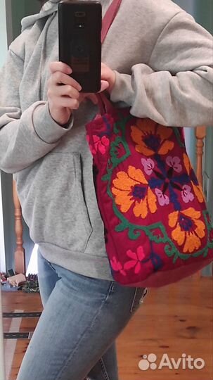 Сумка с двухсторонней вышивкой