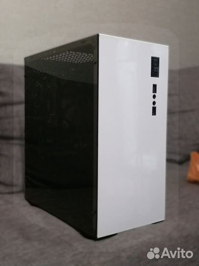 Игровой пк: GTX 1080 ti, i7 10700KF, 16GB