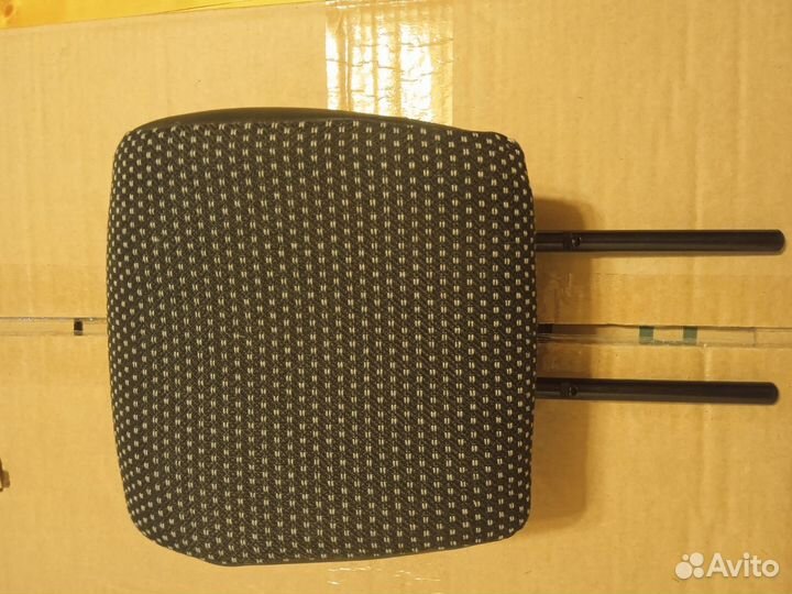 Подголовники на LADA Largus