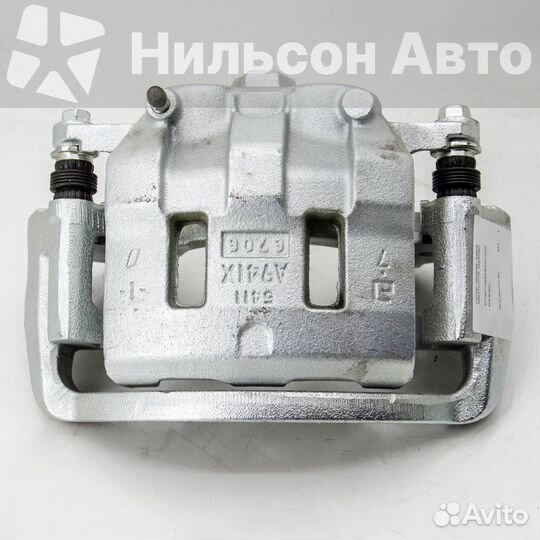 Суппорт передний, правый hino/toyota, akebono