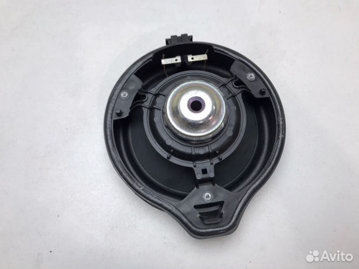 Динамик задний Mercedes C220 W204 2.2 CDI 2011