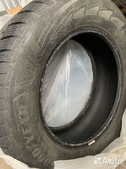 Goodyear UltraGrip Ice SUV 265/60 R18 114T