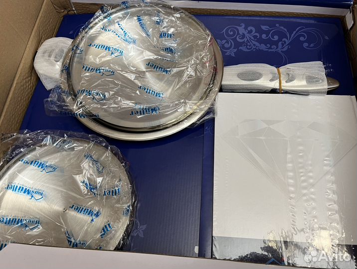 Набор кастрюль новый