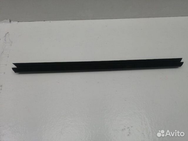 Уплотнитель стекла двери задний левый Bmw X4 F26