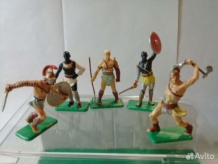 1 - 32. Гладиаторы. italeri