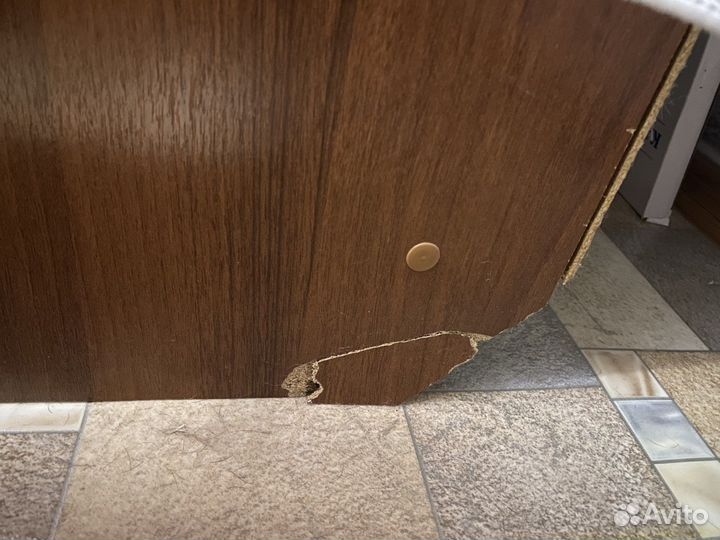 Компьютерный стол