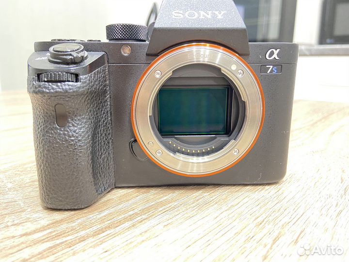 Sony a7s2