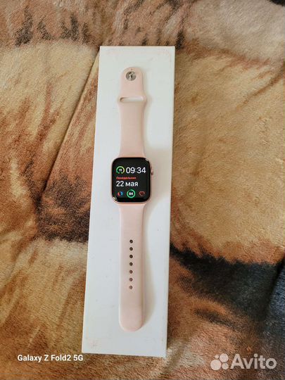 Apple Watch Series 6, 44 мм