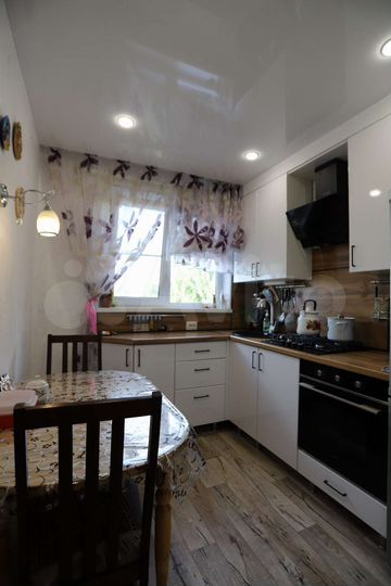 3-к. квартира, 63 м², 5/5 эт.