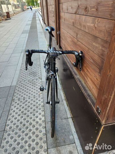 Шоссейный велосипед Canyon Ultimate CF SL F10