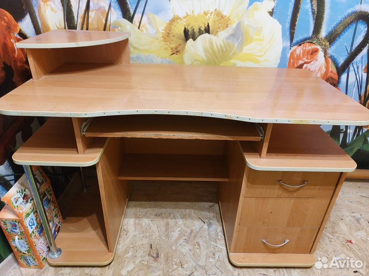 Компьютерный столик бу