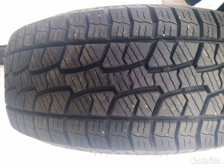 Goodride SL 369 265/70 R16