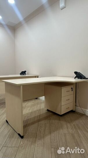 Продам офисную мебель