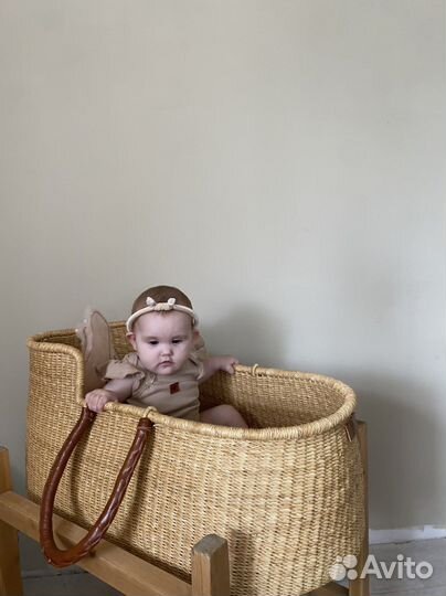 Плетеная корзина люлька