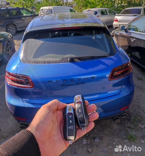 Автомобильный ключ Porsche с программированием