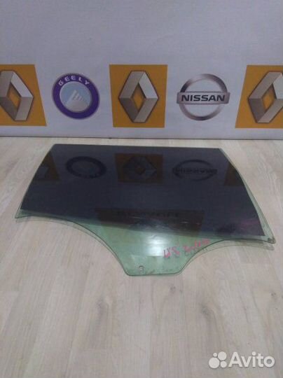 Стекло боковое двери renault megane 2 Прав