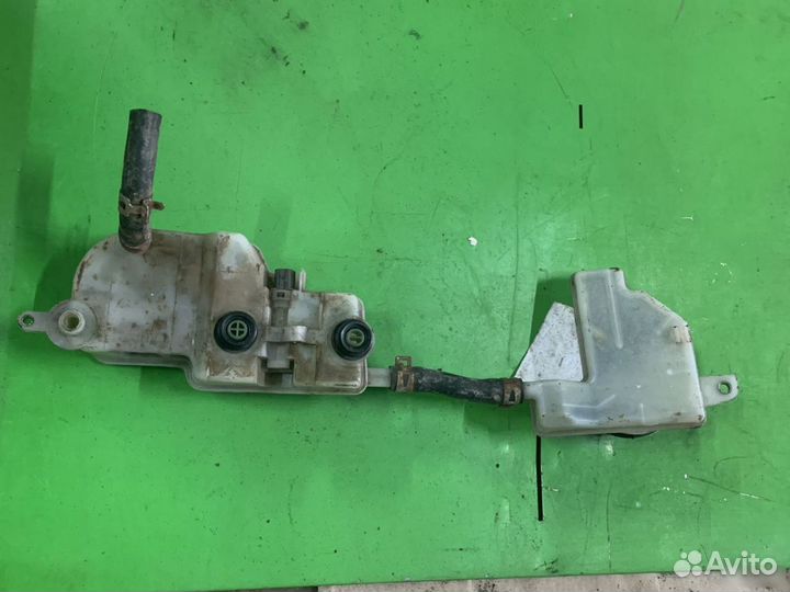 Бачок главного тормозного цилиндра Honda Civic 4D