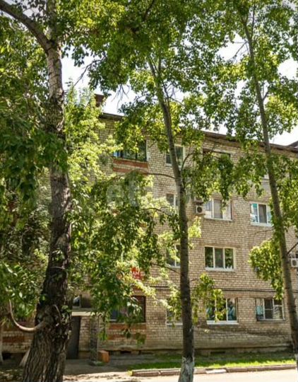 Комната 18 м² в 4-к., 1/4 эт.