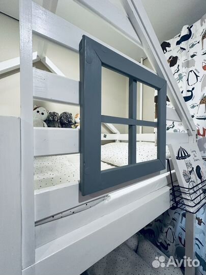 Кроватка домик двухъярусная + матрасы IKEA бу