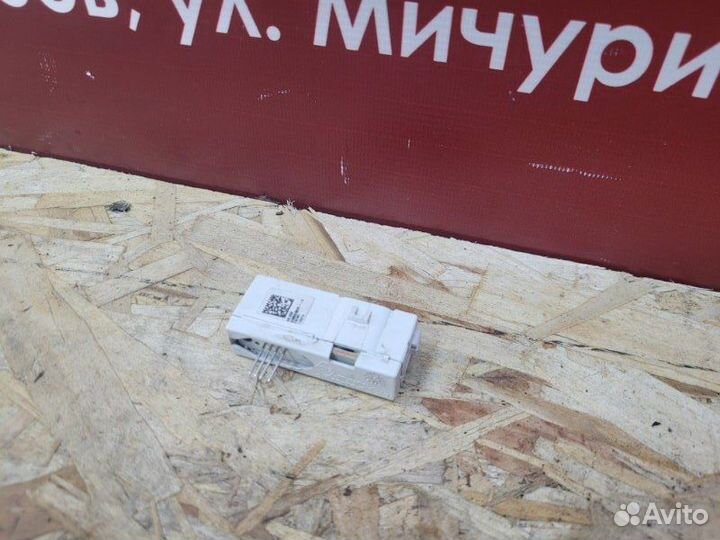 Датчик ремня безопасности Renault Logan