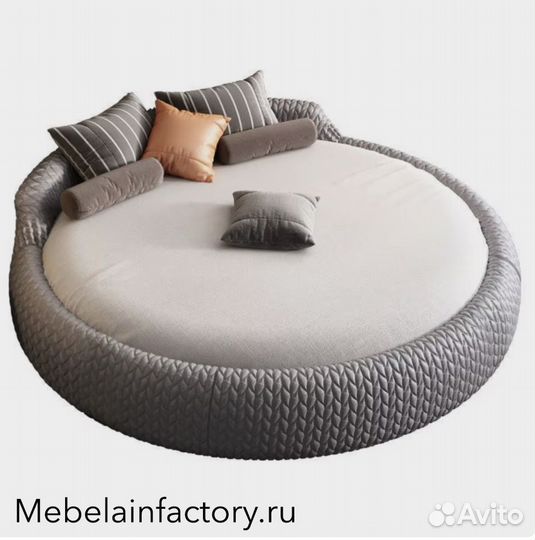 Круглая дизайнерская кровать