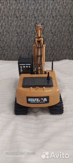 Радиоуправляемый экскаватор HUI NA toys 1/14