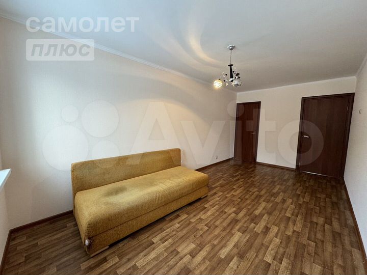 2-к. квартира, 47 м², 2/5 эт.