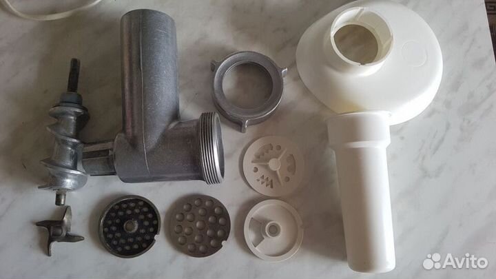 Электромясорубка Белвар Помощница 900вт