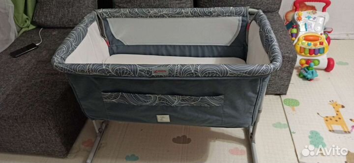 Кроватка для новорожденных