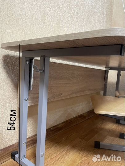 Парта со стульями