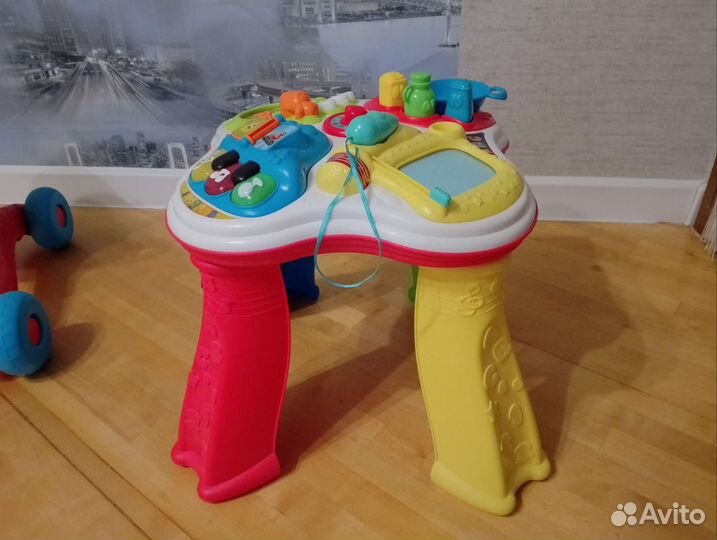 Развивающий стол