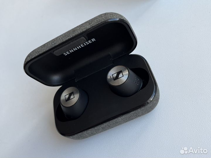 Беспроводные наушники Sennheiser Momentum 2