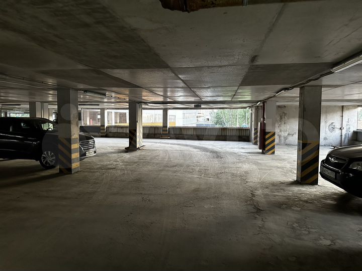 Машиноместо, 17 м²