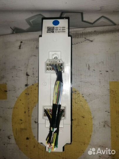 Блок управления стеклоподьемниками Mazda 3BL, 2009