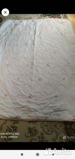 Подушки, одеяло и т.д