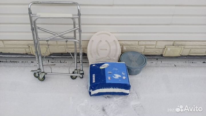 Кресло туалет санитарное памперсы для инвалидов