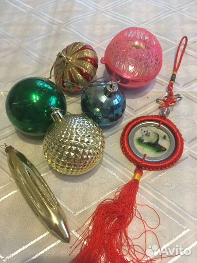 Новогодние игрушки