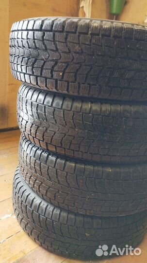 Dunlop Grandtrek SJ6 215/70 R16 99